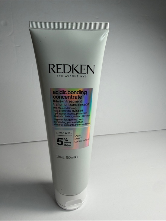 Redken Other - Redken Acidic Bonding Concentrate Leave-In Treatment - White